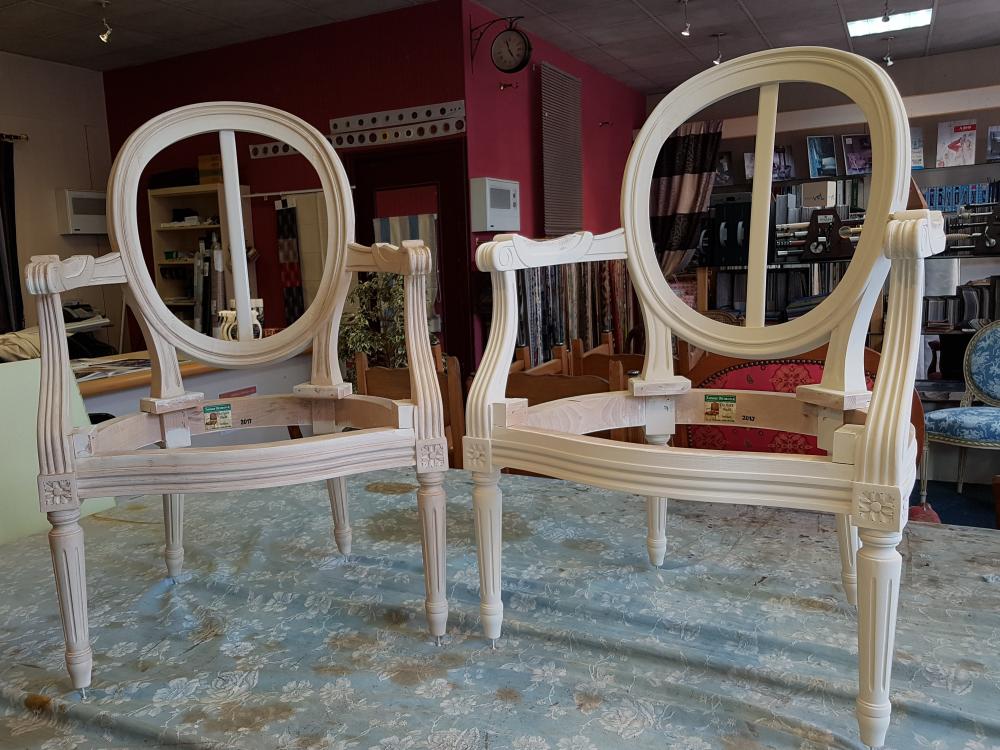 fauteuil fabrication fauteuil louis XVI traditionnel tapissier decorateur ollivier treguier lannion paimpol perros-guirec cotes d'armor